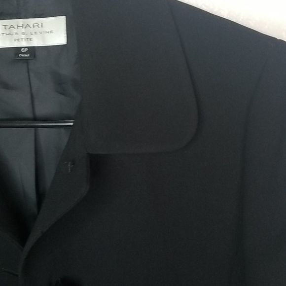 Tahari Arthur S. Levine petite 6 black blazer Get it today with 50% off. - Picture 3 of 6